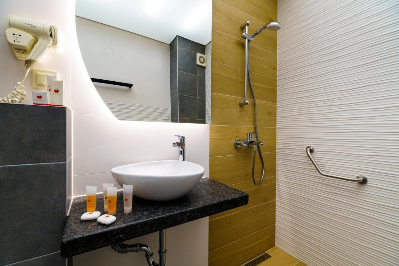 Bistra & Galina Hotel روس المظهر الخارجي الصورة